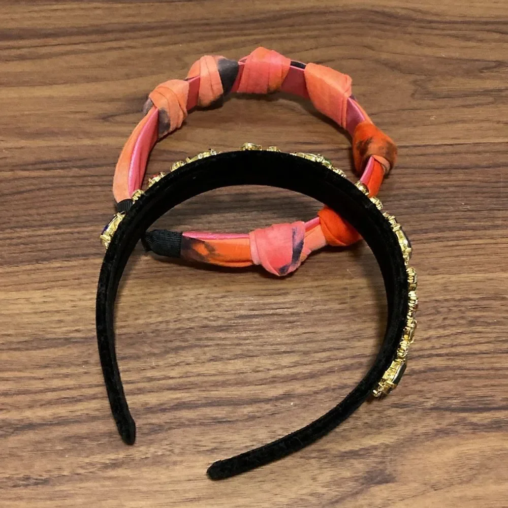 N/A pair headbands